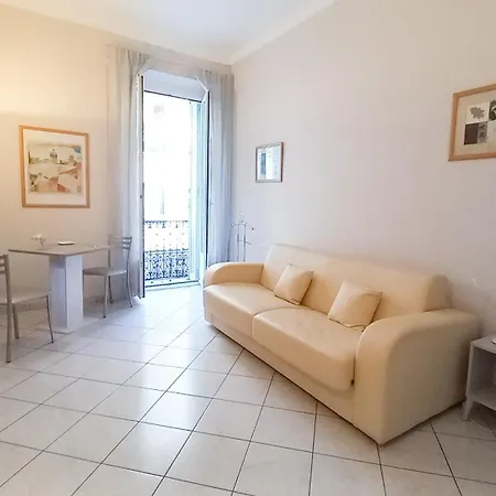 Mimosa 1 * Cannes