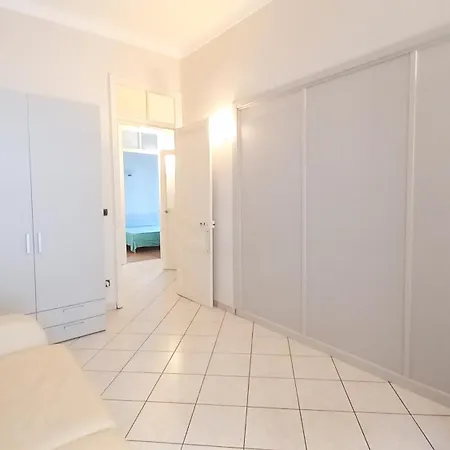 Mimosa 1 * Канны